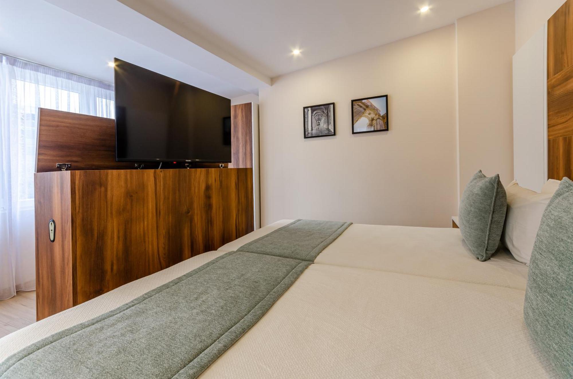 Hotel Avenida Park — Photos 3